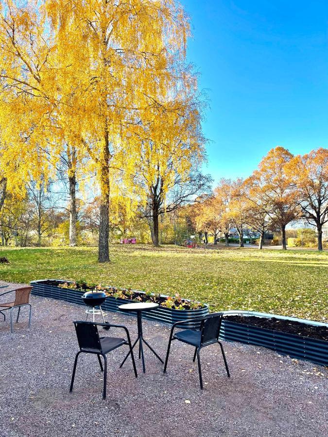 3 Rooms With Private Kitchen & Private Bathroom 5B Евле Экстерьер фото